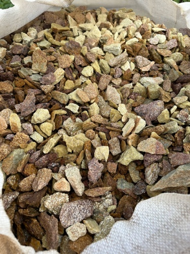 Златолит персиковый декоративная каменная крошка купить в Пскове