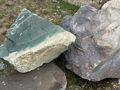 Камни для ландшафтного дизайна зелёные 10-60 килограмм купить в Пскове