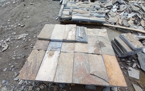 Плитка пилёная златолит Уральский для фасада купить в Пскове