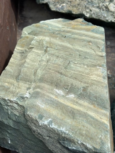 Ландшафтные глыбы зелёные 200-500 килограмм купить в Пскове