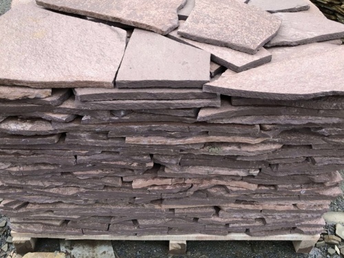 Плитняк лемезит бордовый для облицовки цоколя 20-25 мм  купить в Пскове