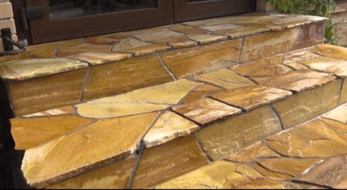 Плитняк златолит жёлтый золотистый для отмостки купить в Пскове